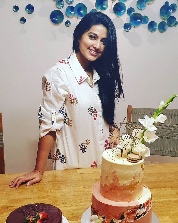 Chocolate Drip cake Recipe by Sneha Patel - Cookpad